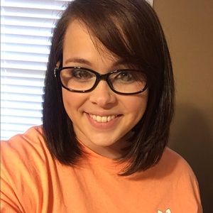 Meet your Posher, Noelle